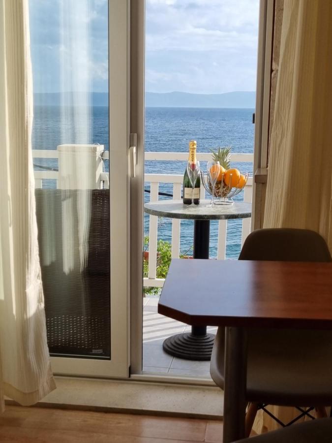 Apartmani Apollo - دراسنيتش الغرفة الصورة